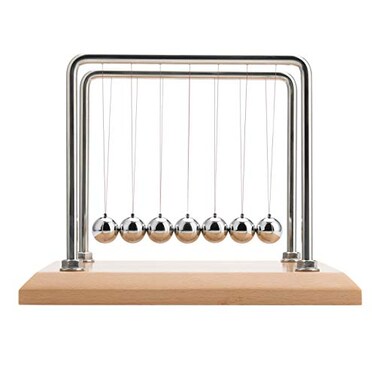 CERROPI Newton Cradle Balance Balls Newton Pendulum with 7 Balls Classic Newton Swing Ball Science Physics Gadget Desk Toys Accessories 55 Sec Swingtime Beech Wood Base