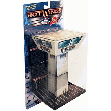 Hot Wings Planes Hot Wings Control Tower with Connectible Runway