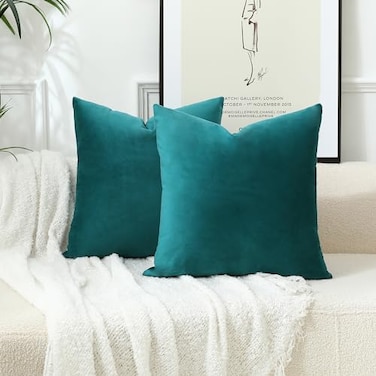 Stellhome Soft Velvet Throw Pillow Covers Square Decorative Cushion Covers for Bed Couch Sofa Bench 18 x 18 inch 45 x 45 cm Teal Pack of 2