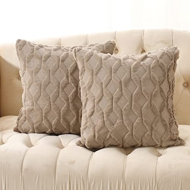 Volcanics Pack of 2 Faux Wool Throw Pillow Covers 18x18 Inches Decorative Farmhouse Velvet Couch Pillow Case Soft Plush Square Boho Cushion Pillowcase Light Brown
