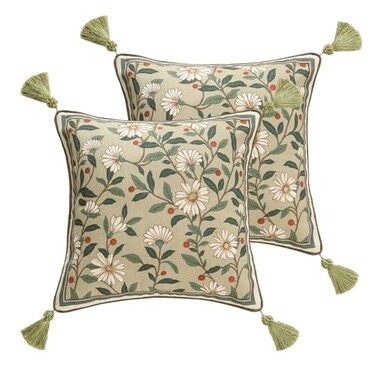 ISAENNE Design Square Green Floral Linen Throw Pillow Covers 18x18 Pack of 2 White Simple Elegant Daisy Pattern Cushion Covers Decor Pillowcases for BedLiving RoomOutdoorCar