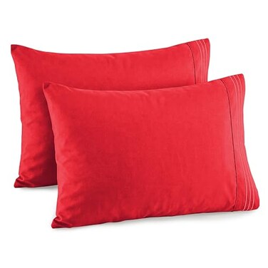 Elegant Comfort Premium Hotel Quality 2Piece Pillowcase Set Luxury Softest 1500 Thread Count Egyptian Quality Bedding Pillowcases Wrinkle and Fade Resistant Red StandardQueen