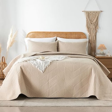 Davulos Twin Quilt Bedding SetBeige Ultrasonic Quilt Set Reversible Microfiber BedspreadLightweight Soft Modern Geometric Coverlet Set for All Seasons1 Quilt1 Pillow Sham