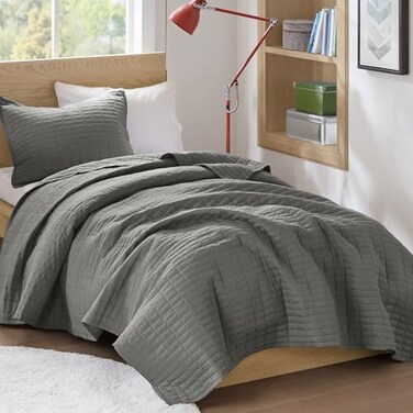 Comfort Spaces Kienna Quilt Set Double Sided Stitching Design Summer Blanket Lightweight Soft All Season Bedding Layer Matching Sham Charcoal Coverlet TwinTwin XL66x90 2 Piece
