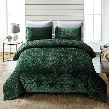 Fredsure Distressed Velvet Quilt Set 3 Pieces Blackish Green Queen Distressed Velvet Face and Brushed Microfiber Reverse with Diamond Quilting