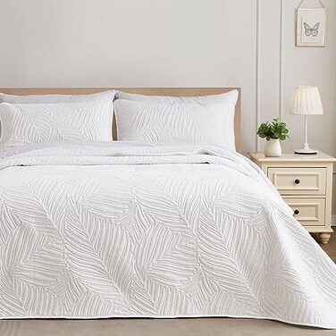 Exclusivo Mezcla Queen Quilt Bedding Set Lightweight White Quilts Queen Full Size for All Seasons Soft Microfiber Bedspreads Coverlets Bed Cover with Leaf Pattern 3 Piece