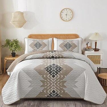 Dintszyayue Brown Boho Quilt Set King3 Pieces Aztec Texture Quilt with 2 PillowcasesBohemian Geometric Bedspread Bedding Set Microfiber Quilted Coverlet Set for All Seasons King Size90103