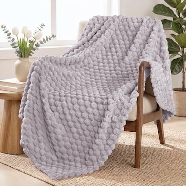 Exclusivo Mezcla Fleece Throw Blanket for Couch Extra Large Fuzzy Light Grey Bed Blankets Soft Cozy Plush Sofa Throws for All Seasons 50x70 Inches