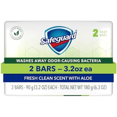 Safeguard Micellar Deep Cleansing Bath Bar Soap Washes Away 99 Percent of Bacteria Leaves Skin Soft Made with Plant Based Cleansers Fresh Clean Scent with Aloe 32 oz 2 Count
