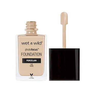wet n wild Photo Focus Matte Liquid Foundation Porcelain Vegan CrueltyFree