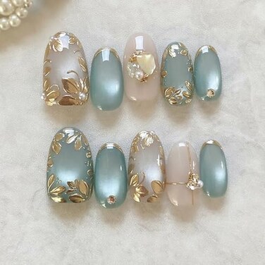 WBRRFJJ 24Pcs Flower Press on Nails Short Almond Fake Nails with 3D Pearl Design Gilding False Nails Gold Glitter Stick on Nails Silver Blue Full Cover Glue on Nails Spring Summer Artificial Nails for
