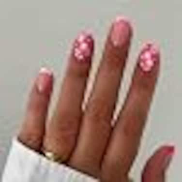 Foccna Square False Press on Nails Pink Medium Acrylic Fake Nails Flower Design for Girl Full Cover Wear Finger Nail Art Tips for WomenGirls 24PCS