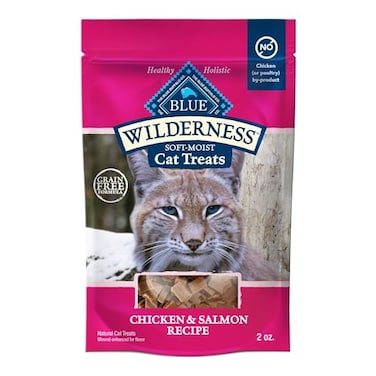 Blue Buffalo Wilderness Grain Free SoftMoist Chicken Salmon Cat Treats 2oz Bag