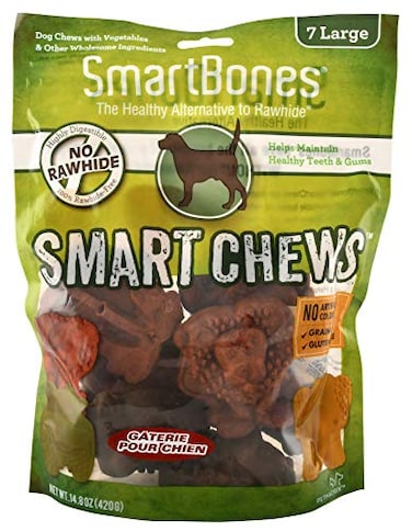 SmartBones Smart Chews Rawhide Free Dog Chews Made with Real Chicken and Vegetables 7 Count Large
