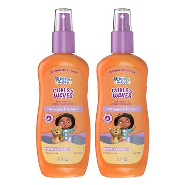 Ricitos de Oro Detangler Spray for Kids Detangles and Softens Curls Shea Butter insused for Soft Hair FrizzFree Control Sensitive Scalps safe Keeps Curls Bouncy and Defined Size 67 Oz 2Pack