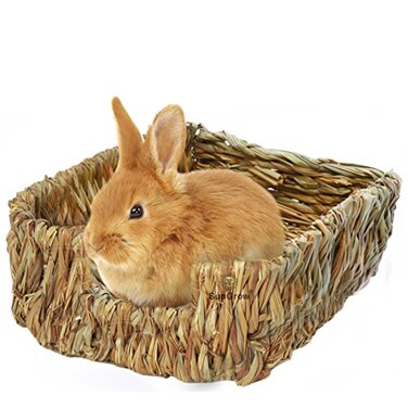 SunGrow Portable Grass Bed for Rabbits Handmade and Washable Basket Chew Toy Easy to Dry Sleeping Chewing Nesting Pad Small Animal Bunny Bedding