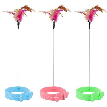 KALAMANDA Cat Collar Toy 3 Pcs Cat Feather Toy with Neck Collar Interactive Self Playing Toys with Bell for Indoor Kittens Small AnimalsPinkBlueGreen