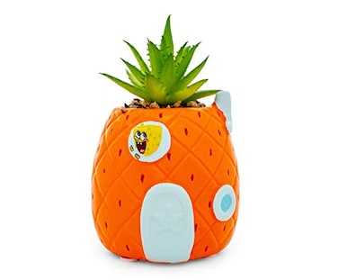 Silver Buffalo Nickelodeons SpongeBobs Pineapple House Decorative Artificial Faux Greenery Plant in Ceramic