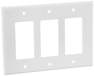 Leviton 3Gang DecoraGFCI Device Wallplate 80611W White