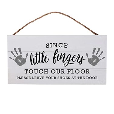GSM Brands Little Fingers No Shoes Wood Plank Hanging Sign 1375 x 69 Inches