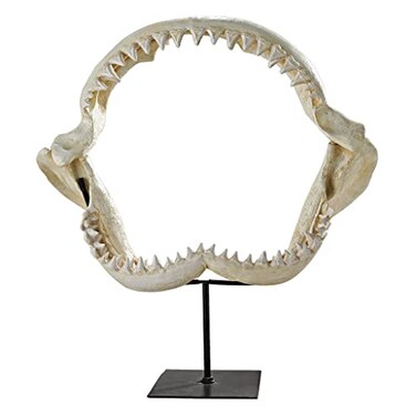 Design Toscano Sharks Jagged Jaws Statue