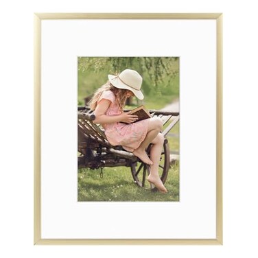 Frametory 8x10 Aluminum Picture Frame 8 x 10 Gold Frame with Removable Mat for 5 x 7 Photo 8 by 10 Durable Metal Frame with Real Glass Sawtooth Hanger for Easy Wall Display 1 Pack