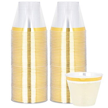 PLASTICPRO 9 oz Disposable Plastic Party CupsOld fashioned Designed Tumblers With gold Rim 100 Count Crystal Clear