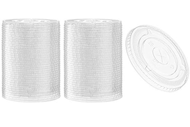 ELEGANT DISPOSABLES 100 Count Crystal Clear PET Plastic Flat lids With Straw Slot Fits 14 16 20 24 oz Cups for Iced Coffee Milkshake Slurpee Ice cream Razzle Slush Smoothy Partys
