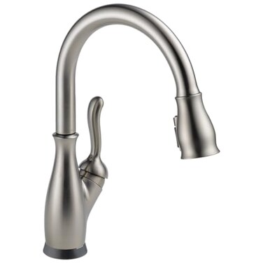 DELTA Delta Leland Touchless Kitchen Faucet with Touch Technology Brushed Nickel Kitchen Sink Faucet with Pull Down Sprayer Single Hole SpotShield Stainless 9178TLSPDST