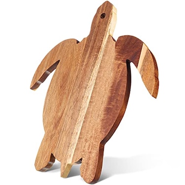Patelai Acacia Wood Sea Turtle Cutting Board 14 x 12 Inch Wooden Bread Board Cheese Serving Platter Serving Charcuterie Board for Meat Cheese and Vegetables