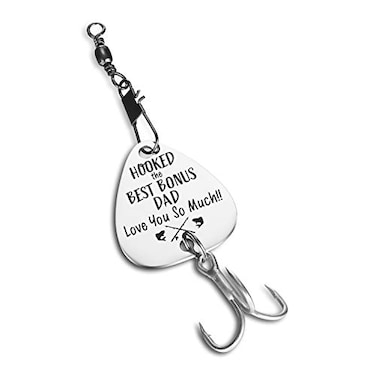 CJ&M CJM Bonus Dad Fathers Day Gift Hooked The Best Bonus Dad Fishing Lure Fathers Day Gift for Step Dad Gift Idea Bonus Dad Gift from SonFishing Lure Gift for Step Dad