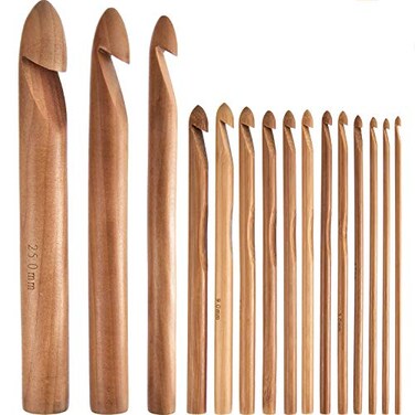 HESTYA Hestya 15 Pieces Wooden Bamboo Crochet Hooks Set 3 to 25 mm in Diameters Handcrafted Knitting Needles Weave Yarn Craft