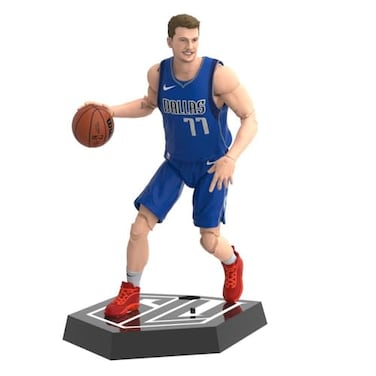 Starting Lineup Luka Doncic Dallas Mavericks Hasbro NBA Series 1 Action Figure