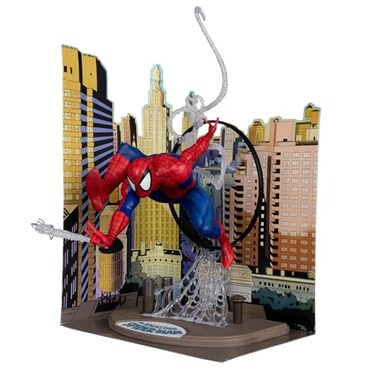 McFarlane Toys Marvel SpiderMan 16th Scale Posed Figure with Scene Comic Based on The Amazing SpiderMan 301