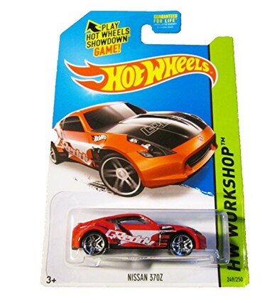 Hot Wheels Workshop 249250 Nissan 370Z Red