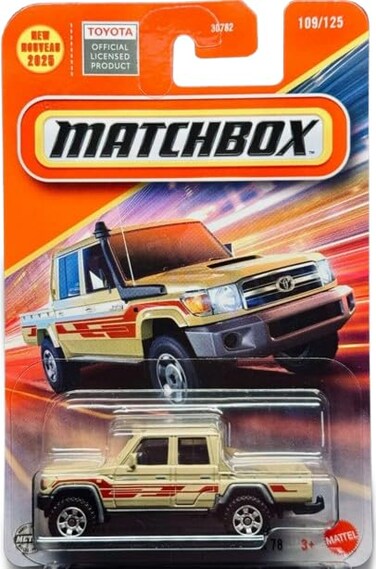 Mattel Matchbox 17 Toyota Landcruiser 78 Tan 109125 164 Scale Diecast Car
