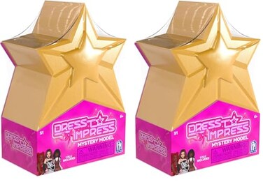 UCC Distributing Dress to Impress Mystery Models Dolls Wave 1 Gold 2Pack Bundle with DLC Codes