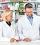 Snwquik Lab Coat for MenWomenDoctor Costume for Adults TeensWhite Long Sleeve Unisex Science Chemistry Lab Coat M