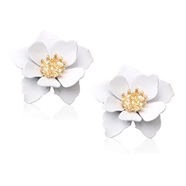 WUWEIJIAJIA Boho Flower Stud Earrings with White Pearl Daisy Dangle Drop Earrings with Gold Flower Bud