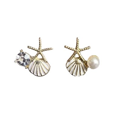Seakuur Boho Starfish Shell Earrings Starfish Statement Star Pearl Stud Earrings for Women Beach Ocean Summer Gift White