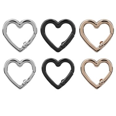 Gosknor 6pcs Heart Shaped Mini Carabiner Keychain Cute Metal Locking Chain Clips Small Heart Carabiners for Key Backpack Dog Leashes Water Bottles Camping Gear Everyday Use 2 Sizes