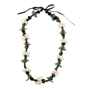 KUIYAI Hawaiian Kukui Nut Necklace with Chunky HeartShaped Beads Ribbon Tie Closure 30ShellheartBlk