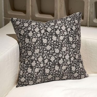 DOMVITUS Floral Pillow Covers 20x20 Throw Pillows for Couch Floral Print Pillow Cover Decorative Neutral Accent Throw Pillow Covers for Living Room 1PC Black