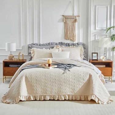 UOZZI BEDDING Oversized Ruffled Quilt Set 100 108in King Size Solid Shabby Chic Farmhouse Ruffles 3PC Quilted Bedding Rustic Coverlet Sets Lightweight Fluffy Summer Bedspread with Shams for Women Men