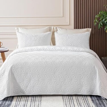 Whale Flotilla King Quilt Bedding Set Soft White Bedspreads Quilts King Size for All Seasons 3 Pieces Lightweight Geometric Star Pattern Coverlet