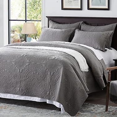 Anluoer Quilt King Size Bedding SetGrey Embossed BedspreadsLightweight Summer Soft Microfiber Bedspread Bed Coverlet for All Seasons 1 Quilt 2 Pillow Shams