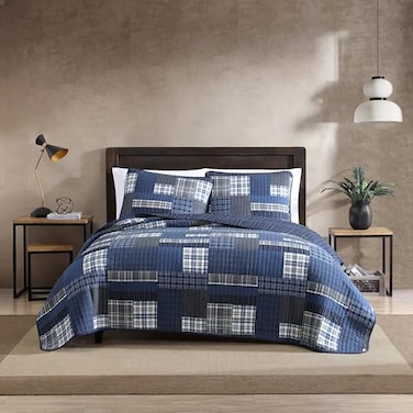 Eddie Bauer King Quilt Set Reversible Cotton Bedding with Matching Shams Lightweight Home Decor for All Seasons Eastmont Navy King
