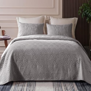 Whale Flotilla Twin Quilt Bedding Set Soft Light Grey Bedspreads Quilts Twin XL Size for All Seasons 2 Pieces Lightweight Geometric Star Pattern Coverlet