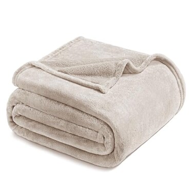 Exclusivo Mezcla Fleece Blanket Twin Size for Bed Super Soft and Warm All Season Cozy Plush Lightweight 90x66 Inches Camel