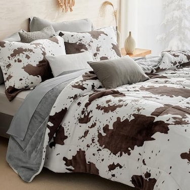 Petrichor Velvet Flannel Queen Comforter Set Cow Print Western Style BlanketLuxury Fuzzy Heavy Bedding Set 3 Pieces Plush Winter Bed Set with Comforter 90x90 2 Pillow Shams 20x26